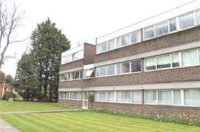 2 bedroom Flat for s...